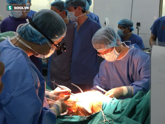 Việt Nam ghép phổi thành công: Giáo sư hàng đầu thế giới ngỡ ngàng và ngưỡng mộ - Ảnh 2.
