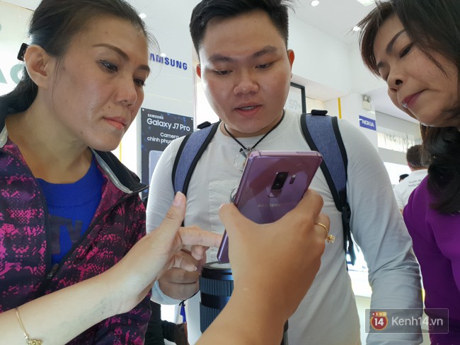 Hôm nay, bộ đôi Samsung Galaxy S9/S9+ chính thức mở bán tại Việt Nam: phiên bản Tím Lilac có lượng đặt hàng trước vượt mong đợi - Ảnh 4.