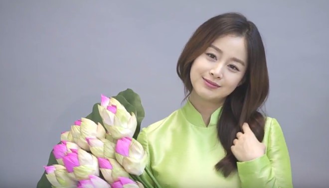 Nóng: Vừa tái xuất sau thời kỳ nghỉ sinh, bà mẹ bỉm sữa Kim Tae Hee đã xác nhận tới Việt Nam - Ảnh 1.