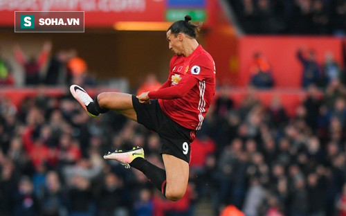 32 khoảnh khắc không thể quên của Ibrahimovic trong màu áo Man United - Ảnh 11.