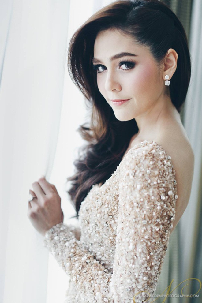 Vợ nổi tiếng, xinh đẹp khiến tỷ phú Thái Lan chi trăm tỷ, bỏ việc để cưng chiều - Ảnh 13.