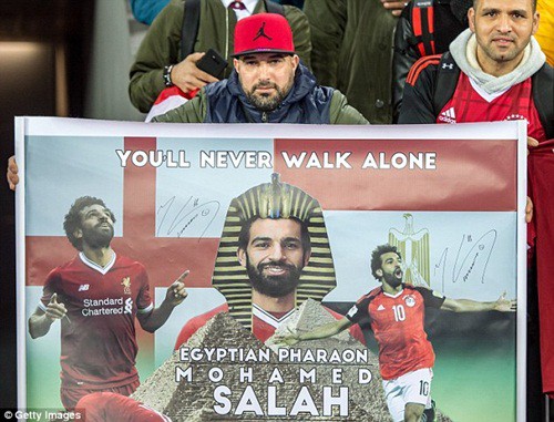 Salah kém gì Messi, Ronaldo! Cả Ai Cập tôn thờ Pharaoh Mohamed Salah - Ảnh 1.