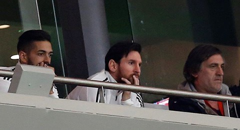 Huyền thoại Argentina chỉ trích Messi: Nếu là Ronaldo thì đã nén đau chiến đấu - Ảnh 1.