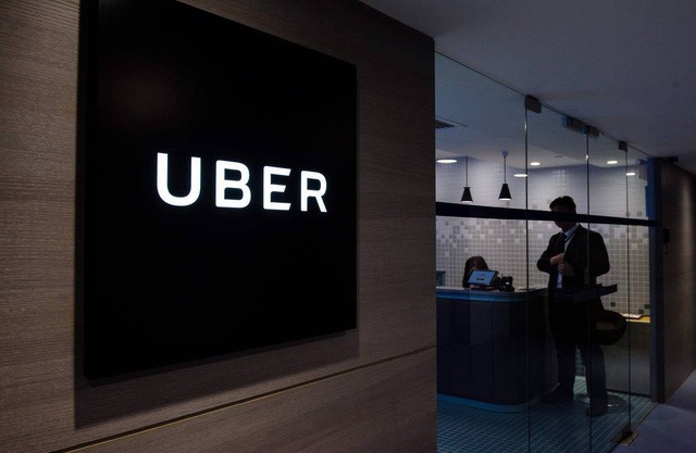 Nhân viên Uber: Chúng tôi có 2 tiếng để dọn về và bị yêu cầu kiếm việc mới mà không có trợ cấp - Ảnh 3.