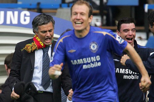 Man United quyết gây sốc khi chiêu mộ Robben - Ảnh 2. Man United quyết gây sốc khi chiêu mộ Robben - Ảnh 2.