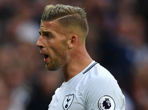Toby Alderweireld là giải pháp lý tưởng cho hàng thủ M.U - Ảnh 1. Toby Alderweireld là giải pháp lý tưởng cho hàng thủ M.U - Ảnh 1.