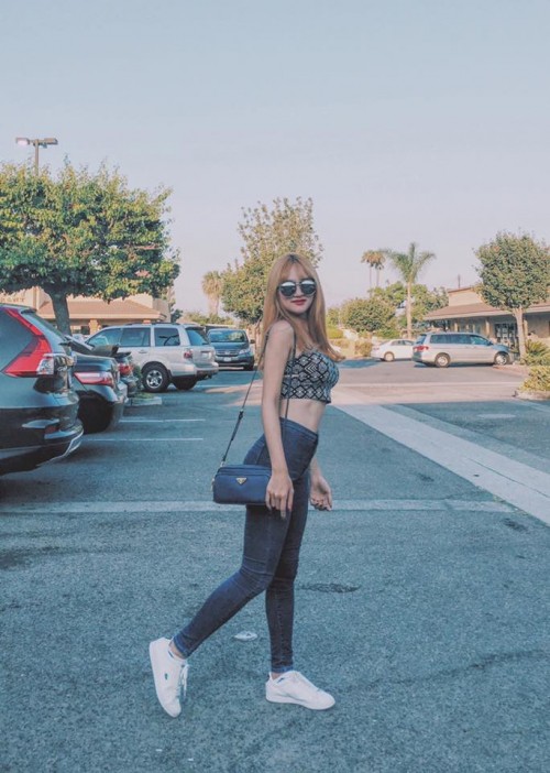 Bất ngờ với tủ đồ hiệu toàn items đắt đỏ của Hương Giang Idol - Ảnh 13. Bất ngờ với tủ đồ hiệu toàn items đắt đỏ của Hương Giang Idol - Ảnh 13.