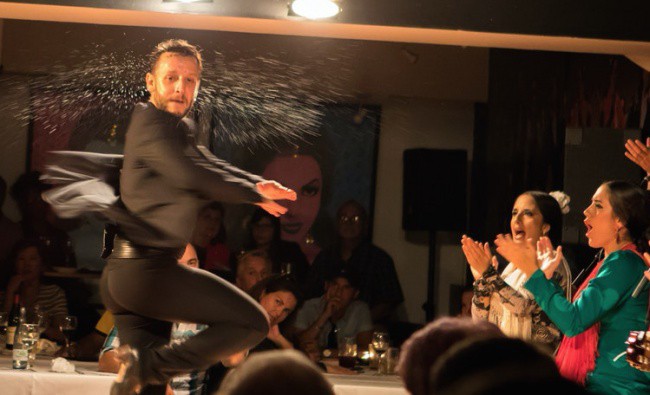 14 bức ảnh bị bóc phốt vào đúng thời điểm xui xẻo ập đến - Ảnh 14. 14 bức ảnh bị bóc phốt vào đúng thời điểm xui xẻo ập đến - Ảnh 14.