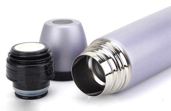 Uống nước hoa quả trong chai lọ nhựa, Inox – ung thư có ngày! - Ảnh 2. Uống nước hoa quả trong chai lọ nhựa, Inox – ung thư có ngày! - Ảnh 2.