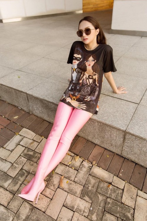 Bất ngờ với tủ đồ hiệu toàn items đắt đỏ của Hương Giang Idol - Ảnh 7. Bất ngờ với tủ đồ hiệu toàn items đắt đỏ của Hương Giang Idol - Ảnh 7.