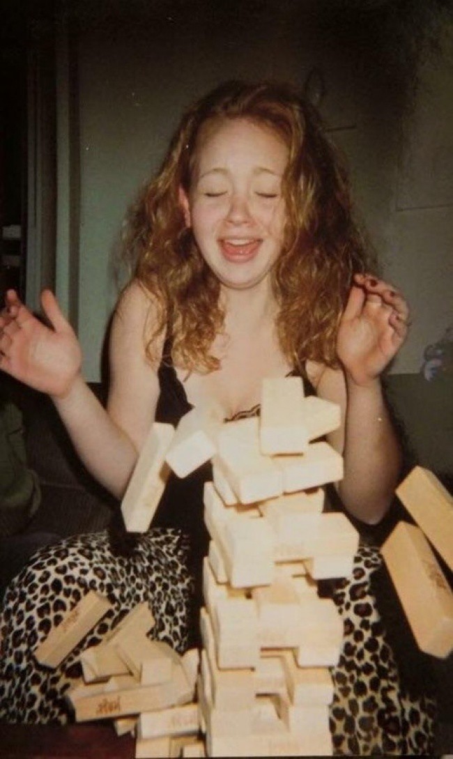 14 bức ảnh bị bóc phốt vào đúng thời điểm xui xẻo ập đến - Ảnh 10. 14 bức ảnh bị bóc phốt vào đúng thời điểm xui xẻo ập đến - Ảnh 10.