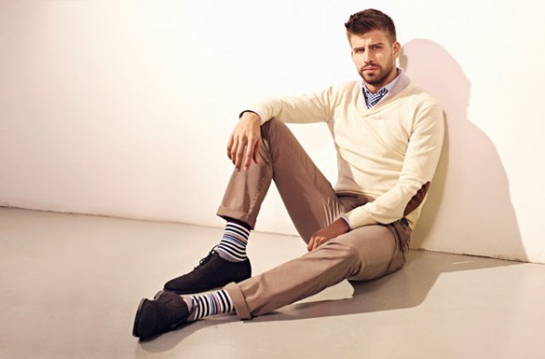 Top 10 ‘nam thần’ của làng bóng đá thế giới: Ronaldo ‘ngồi mâm trên’ Messi - Ảnh 10.