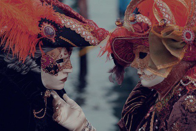 Đằng sau chiếc mặt nạ ở Venice: “báu vật” của tự do hay thỏa mãn cho những ý đồ đen tối? - Ảnh 3.