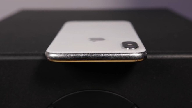 Hướng dẫn phục hồi vết xước trên khung thép của iPhone X: chỉ vài phút là em lại đẹp bóng bẩy như mới - Ảnh 1.
