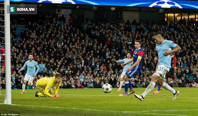 Sao trẻ ghi bàn, Man City ung dung đi tiếp dẫu thua trận - Ảnh 1.