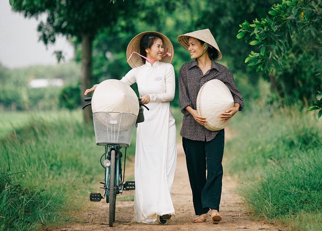 Các mẹ có biết sự dịu dàng của bản thân chính là cách đem đến cho con những bài học vĩ đại nhất? - Ảnh 2.