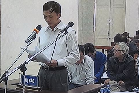Vụ vỡ đường ống nước sông Đà: Luật sư và bị cáo không phục kết luận giám định - Ảnh 2.