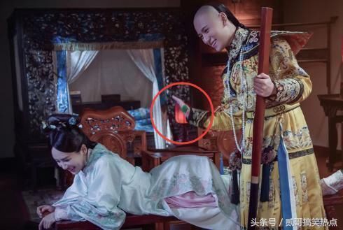  Sạn vô duyên trong phim Hoa ngữ: Thời cổ xuất hiện hộp gà rán, lốp xe cao su - Ảnh 9.