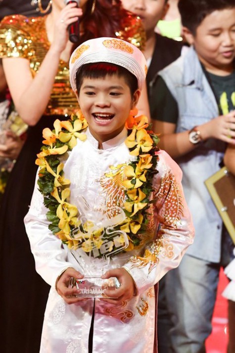 Sau 2 tháng vướng nghi vấn dao kéo, ngoại hình của Quang Anh (The Voice Kids) hiện tại như thế nào? - Ảnh 1.