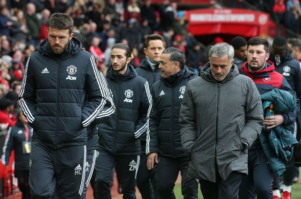 Man United sẽ trở lại, bởi Mourinho đã có chàng ngự lâm quân của mình - Ảnh 1.