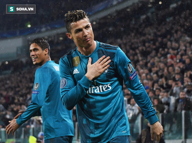 Cảm động: Ronaldo dừng lại ôm lấy Buffon trên đường ra về sau đại chiến Bernabeu - Ảnh 2.