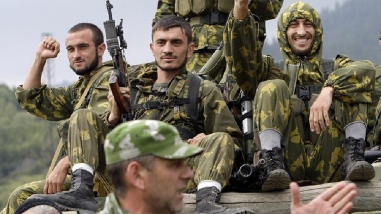 Đặc nhiệm Chechnya từng khiến Nga bẽ mặt ở Grozny: Bị thu phục v&agrave; lập c&ocirc;ng lớn ở Syria - Ảnh 3.