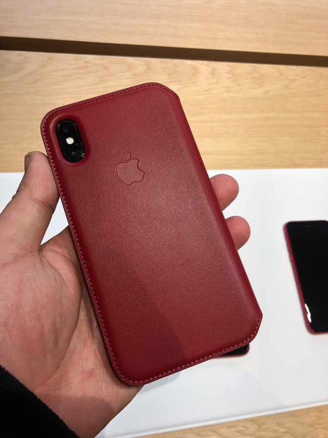 Cận cảnh iPhone 8 và iPhone 8 Plus (PRODUCT)RED, đẹp xuất sắc nhưng vẫn có một nhược điểm lớn - Ảnh 8.