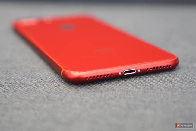 iPhone 8 Plus (PRODUCT)RED đã về làng: Viền mặt trước đen bóng, lưng kính đẹp mê ly, giá từ 20,5 triệu đồng - Ảnh 12.
