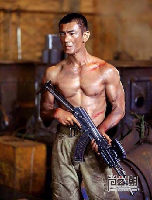 Nhậm Thiên Dã: Chiến binh thiện nghệ, ông hoàng dòng phim quân sự truyền hình Trung Quốc - Ảnh 1.