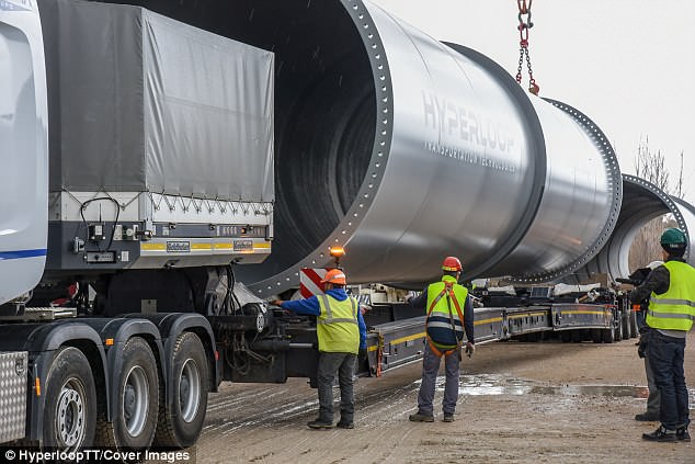 Tỷ phú Mỹ xây dựng tuyến đường siêu tốc độ hyperloop đầu tiên ở châu Âu - Ảnh 5.