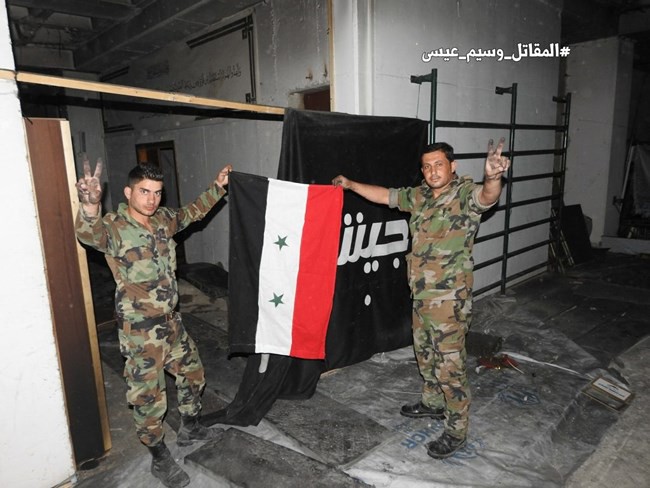 Sốc trước nhà tù “tử thần” và trung tâm chỉ huy thánh chiến ở tử địa Douma, Syria - Ảnh 2.