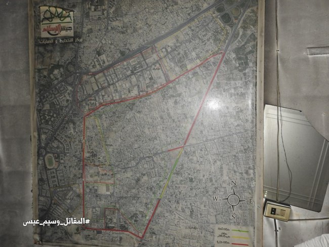 Sốc trước nhà tù “tử thần” và trung tâm chỉ huy thánh chiến ở tử địa Douma, Syria - Ảnh 21.