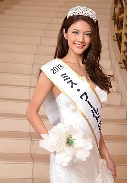 Cận cảnh thân hình chuẩn và nóng bỏng của Hoa hậu Nhật Bản  - Ảnh 1.