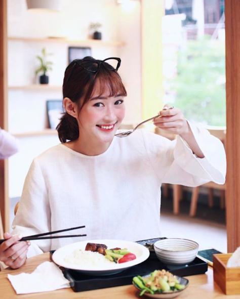 Hè đến, học ngay những bí kíp này để có ảnh ngàn like như loạt hotgirl nổi tiếng! - Ảnh 22.