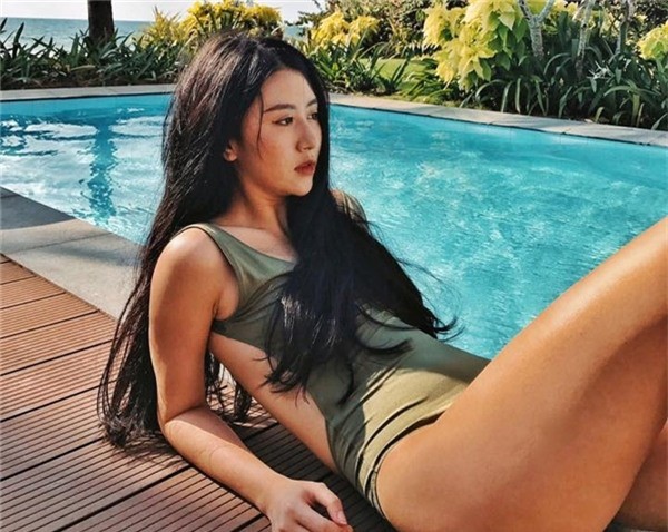 Ngắm Quỳnh Anh Shyn trưởng thành qua từng shoot ảnh bikini (bài lễ) - Ảnh 10.