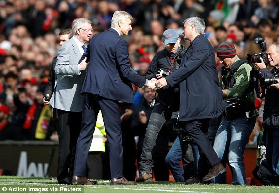 Man United 2-1 Arsenal: Fellaini ghi bàn quyết định cho Quỷ đỏ - Ảnh 8.