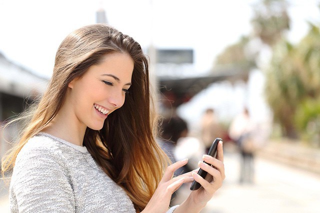 Tiền có thể mua được niềm vui nhưng hạnh phúc bắt nguồn từ một thứ khác! - Ảnh 2. Tiền có thể mua được niềm vui nhưng hạnh phúc bắt nguồn từ một thứ khác! - Ảnh 2.