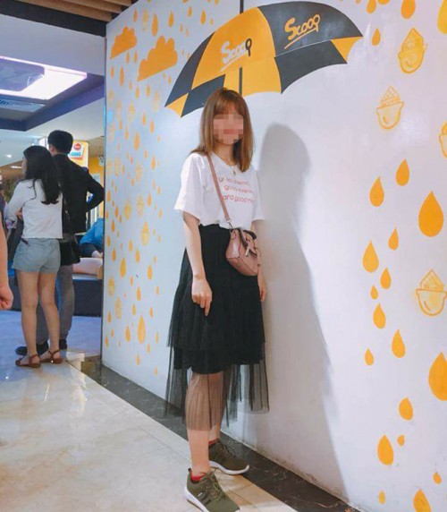 Chia tay v&igrave; lỡ ch&ecirc; gu ăn mặc của bạn g&aacute;i, ch&agrave;ng trai l&ecirc;n mạng &lsquo;trưng cầu &yacute; kiến&rsquo; - Ảnh 1.