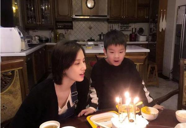 Cuộc sống gi&agrave;u sang, đầy đủ bậc nhất của qu&yacute; tử nh&agrave; Huỳnh Th&aacute;nh Y v&agrave; hệ lụy kh&ocirc;ng ngờ - Ảnh 11.