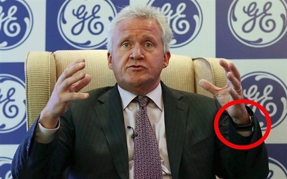 Các CEO quyền lực thế giới đeo đồng hồ gì? - Ảnh 16. Các CEO quyền lực thế giới đeo đồng hồ gì? - Ảnh 16.