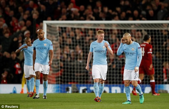 Man City tan nát dưới điệu rock của Klopp, Pep Guardiola thẫn thờ không nói lên lời - Ảnh 4.