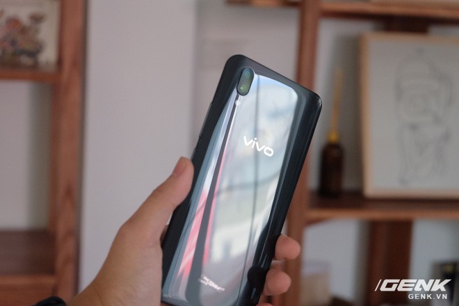 Smartphone với cảm biến vân tay trong màn hình đầu tiên đã về đến Việt Nam, và chúng tôi đã có dịp được trải nghiệm nó - Ảnh 11.