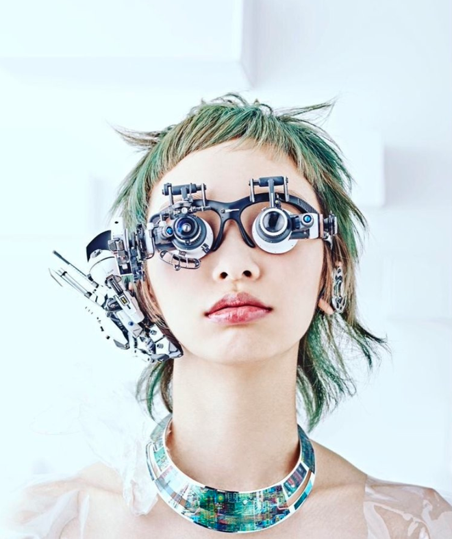 Ngắm nhìn những phụ kiện đeo ngoài đậm chất cyberpunk siêu ngầu của nghệ sĩ người Nhật - Ảnh 24.