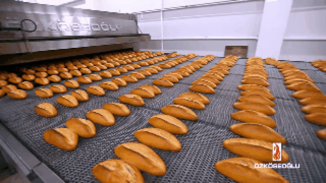 Bánh mì thì ai cũng đã ăn nhưng xem người ta sản xuất hàng nghìn cái một lúc thì chắc chắn là chưa - Ảnh 20.