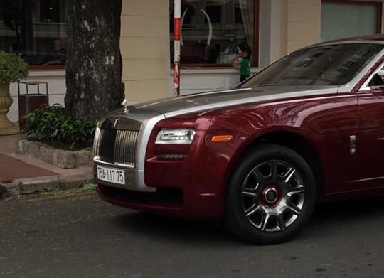  Đại gia Huế tậu Rolls-Royce Ghost Series I từng đeo biển ngũ quý 1, giá hơn 11 tỷ đồng  - Ảnh 3.