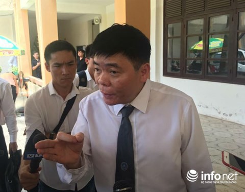 Đại diện Cựu giám đốc BV Hoà Bình cũng không đến tòa xử Hoàng Công Lương - Ảnh 1.