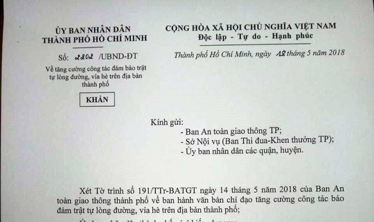 Bắt đầu làm rõ trách nhiệm người đứng đầu khi vỉa hè bị xà xẻo - Ảnh 2.