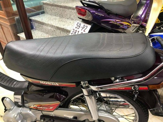 Honda Dream Thái đời 2002 rao bán... 1,2 tỷ đồng - Ảnh 4.