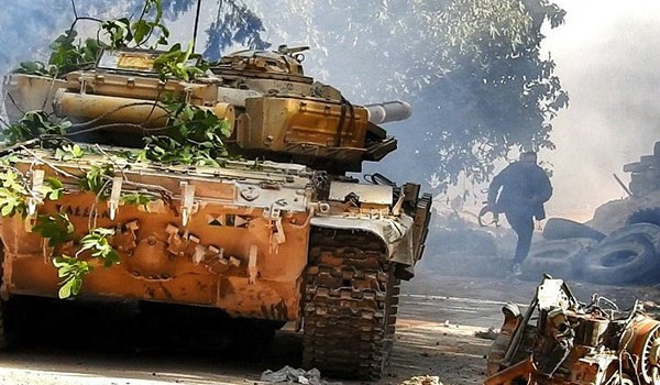 Quân Syria lại phát hiện kho chứa bí mật của khủng bố ở Bắc Damascus - Ảnh 1.