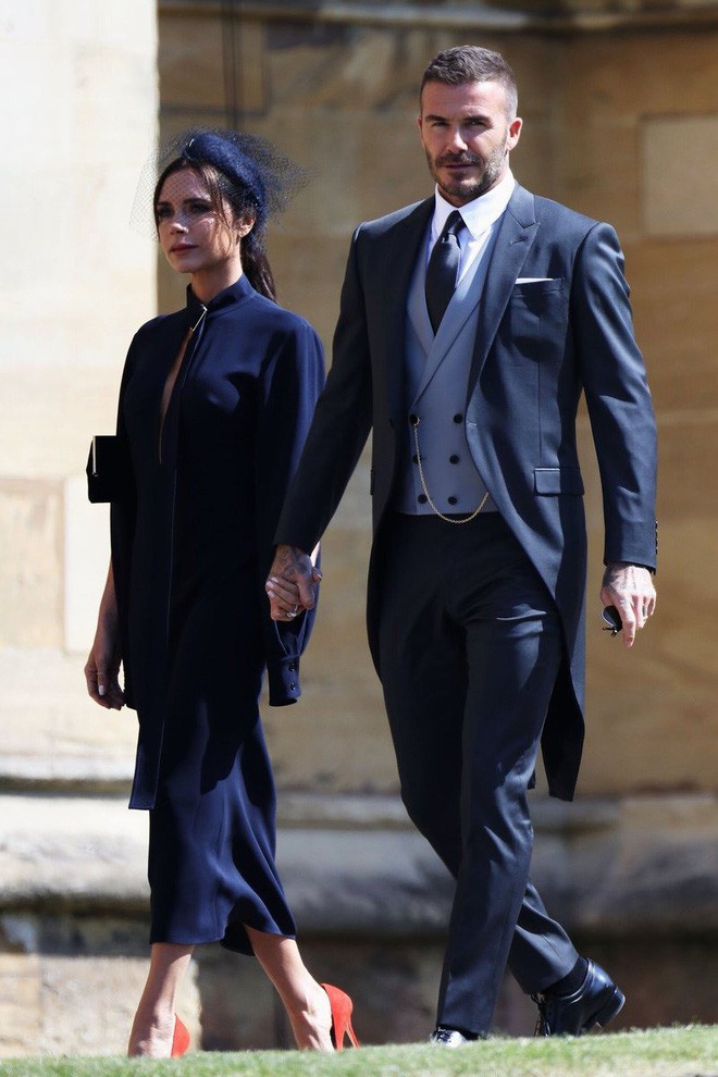 Vợ chồng Beckham quá đẹp và sang chảnh, chiếm trọn spotlight của dàn khách mời tại đám cưới Hoàng gia - Ảnh 3.
